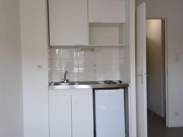 Appartement 1 pièce, 18 m² à louer à Angers 49000