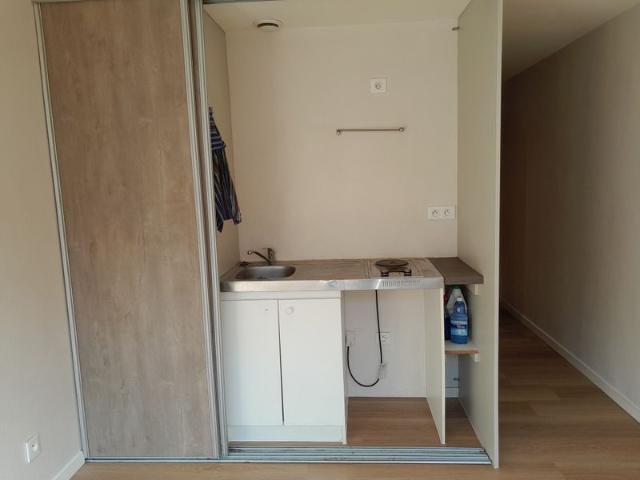 Appartement 1 pièce, 18 m² à louer à Arras 62000