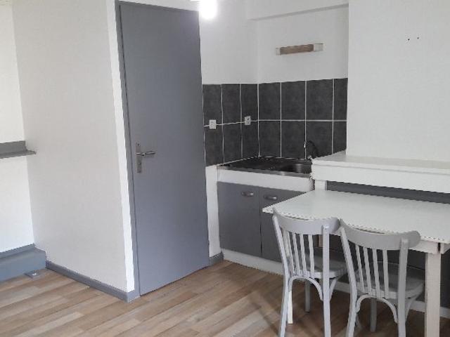 Appartement 1 pièce, 18 m² à louer à Besançon 25000