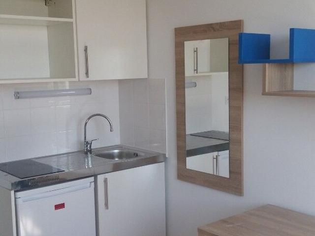 Appartement 1 pièce, 18 m² à louer à Caluire et Cuire 69300