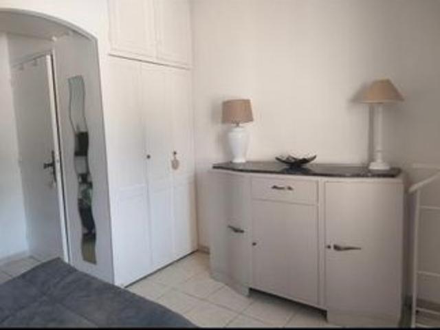 Appartement 1 pièce, 18 m² à louer à Entraigues sur la Sorgue 84320