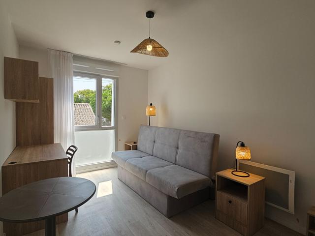 Appartement 1 pièce, 18 m² à louer à La Rochelle 17000