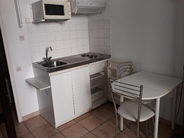 Appartement 1 pièce, 18 m² à louer à Talence 33400