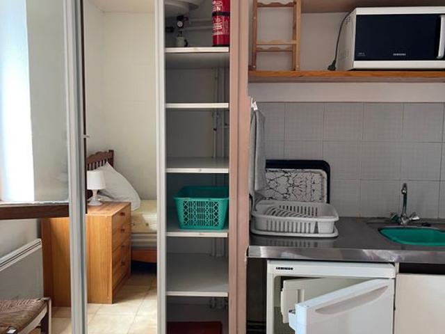 Appartement 1 pièce, 18 m² à louer à Vénissieux 69200