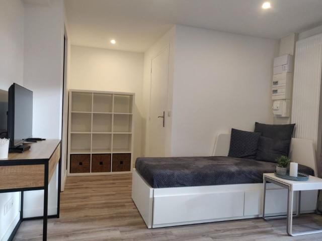 Appartement 1 pièce, 18 m² à louer à Verneuil sur Seine 78480