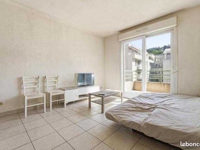 Appartement 1 pièce 19 m²