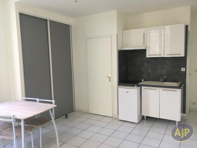 Appartement 1 pièce 19 m²