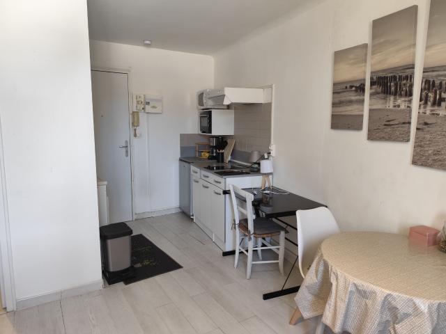 Appartement 1 pièce, 19 m² à louer à Cahors 46000