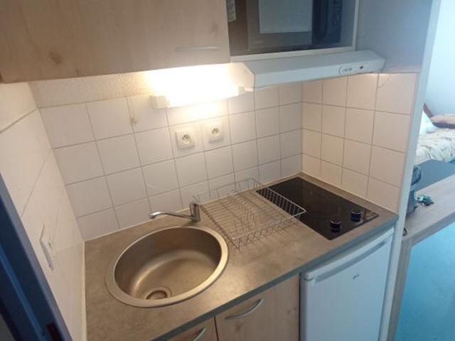 Appartement 1 pièce, 19 m² à louer à Lyon 8 69008