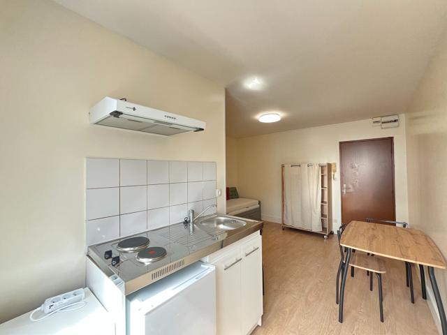 Appartement 1 pièce, 19 m² à louer à Reims 51100