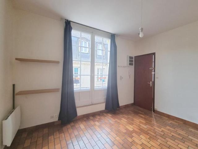 Appartement 1 pièce, 19 m² à louer à Tours 37000