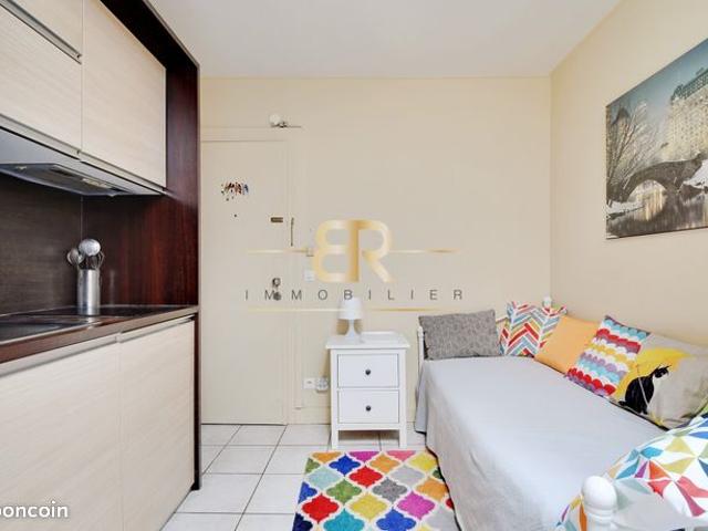 Studio 1 pièce 10 m²