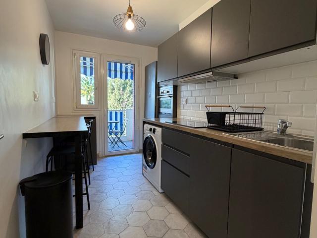 Appartement 1 pièce, 10 m² à louer à Nice 06200