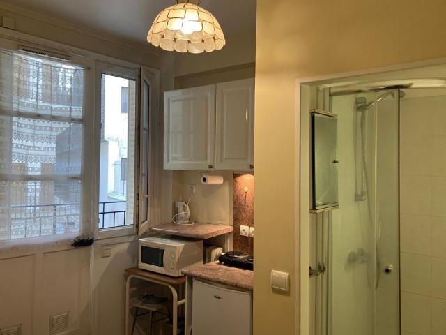 Appartement 1 pièce, 10 m² à louer à Paris 16 75016