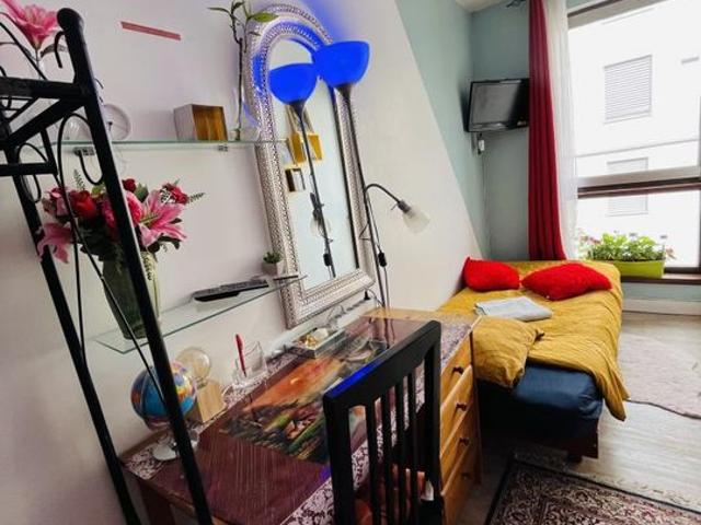 Appartement 1 pièce, 10 m² à louer à Paris 18 75018