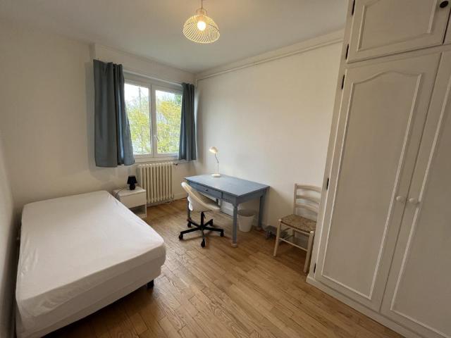 Appartement 1 pièce, 10 m² à louer à Pessac 33600
