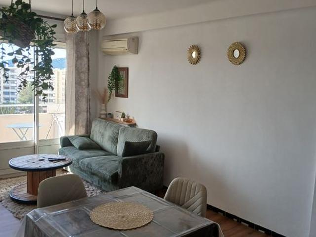 Appartement 1 pièce, 10 m² à louer à Toulon 83000