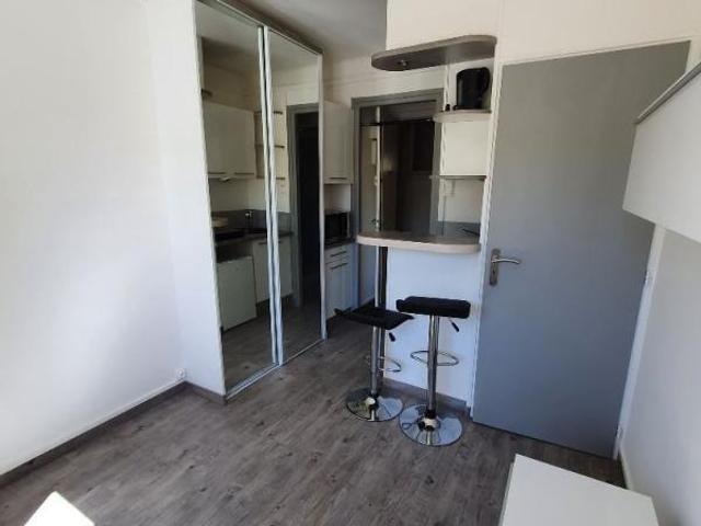 Appartement 1 pièce 11 m²