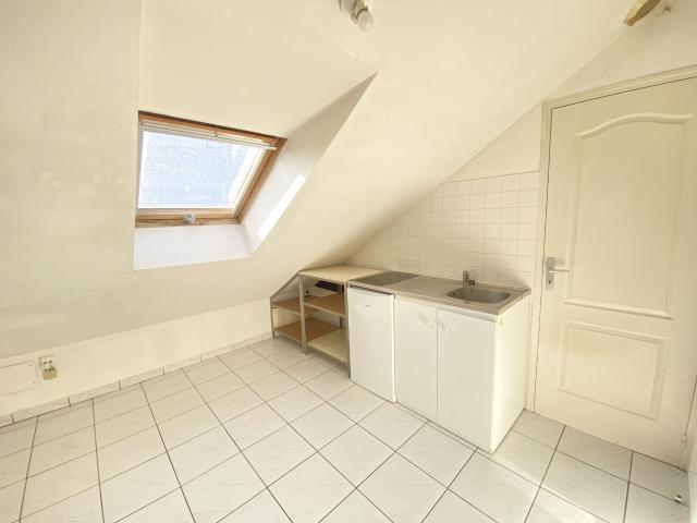 Appartement 1 pièce, 11 m² à louer à Nantes 44000