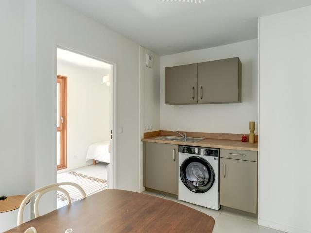 Appartement 1 pièce, 11 m² à louer à Lyon 7 69007