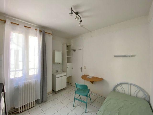 Appartement 1 pièce, 11 m² à louer à Paris 15 75015