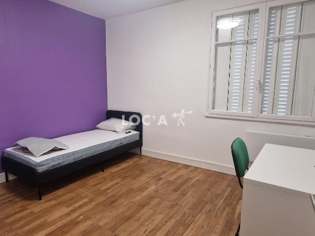 Appartement 1 pièce, 11 m² à louer à Saint Priest 69800