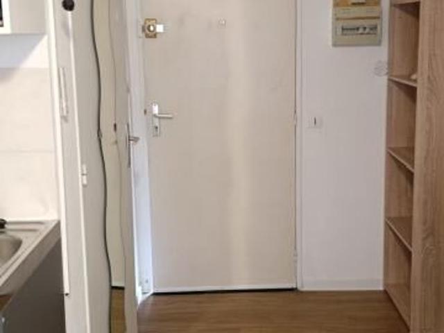 Appartement 1 pièce, 12 m² à louer à Nîmes 30900