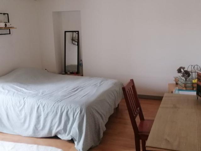 Appartement 1 pièce, 12 m² à louer à Forges 17290