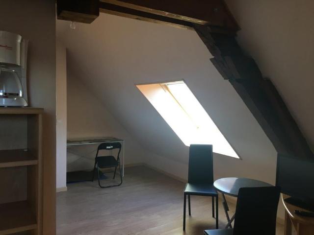 Appartement 1 pièce, 12 m² à louer à Rignac 12390