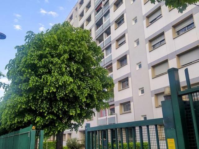 Appartement 1 pièce, 12 m² à louer à Vénissieux 69200