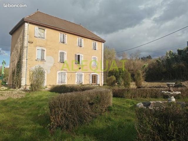 Appartement 1 pièce 133 m²