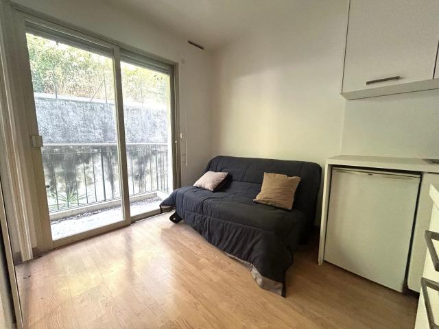 Appartement 1 pièce 13 m²