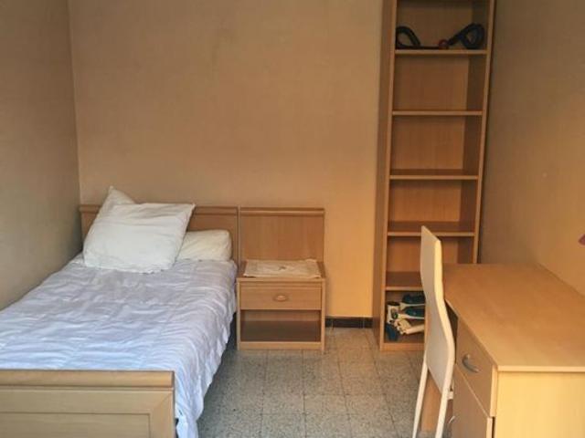 Appartement 1 pièce, 13 m² à louer à Avignon 84000
