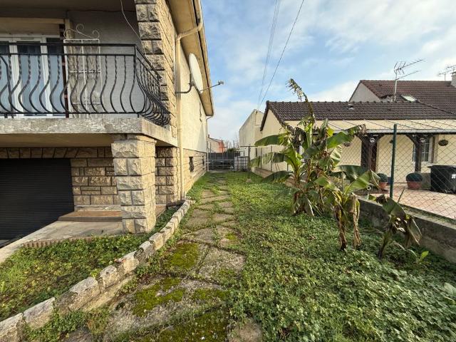Appartement 1 pièce, 13 m² à louer à Tremblay en France 93290