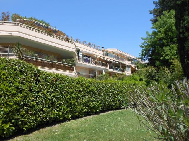 Appartement 1 pièce, 24 m² à louer à Mandelieu la Napoule 06210