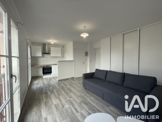 Appartement 1 pièce, 24 m² à louer à Montereau Fault Yonne 77130