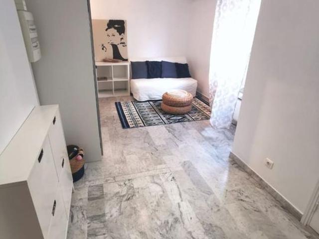 Appartement 1 pièce, 24 m² à louer à Nice 06000