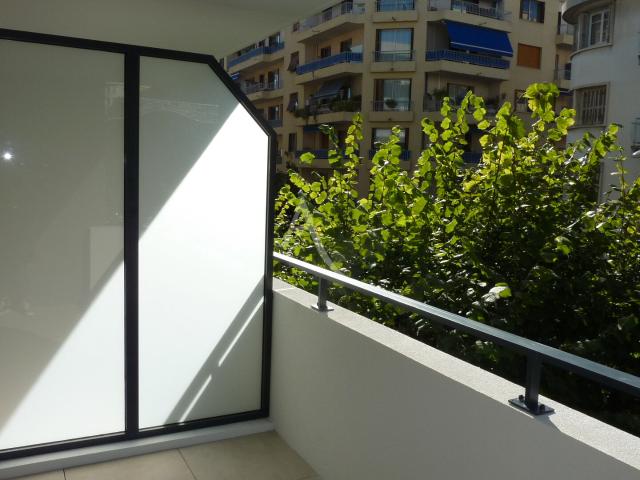 Appartement 1 pièce, 24 m² à louer à Nice 06100