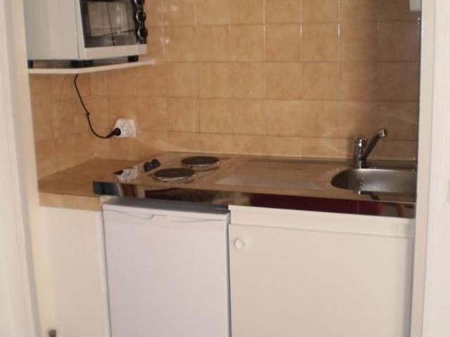 Appartement 1 pièce, 24 m² à louer à Nîmes 30000