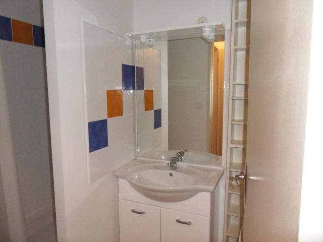 Appartement 1 pièce, 24 m² à louer à Nîmes 30000