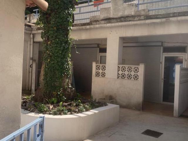 Appartement 1 pièce, 24 m² à louer à Nîmes 30000