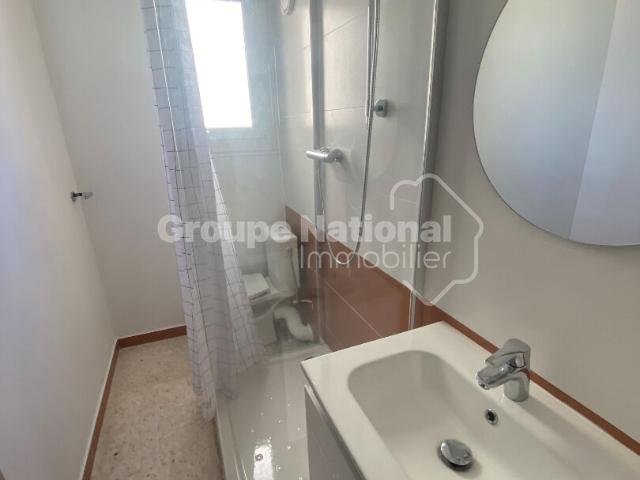 Appartement 1 pièce, 24 m² à louer à Nîmes 30900