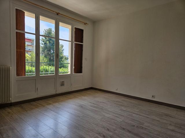 Appartement 1 pièce, 24 m² à louer à Aix en Provence 13090