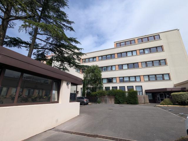 Appartement 1 pièce, 24 m² à louer à Fontenay aux Roses 92260