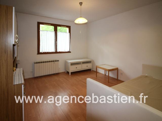 Appartement 1 pièce, 24 m² à louer à Gex 01170