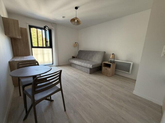 Appartement 1 pièce, 24 m² à louer à La Rochelle 17000