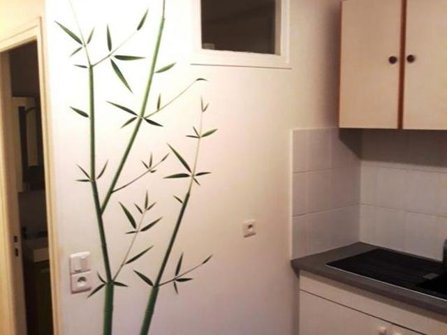 Appartement 1 pièce, 24 m² à louer à Paris 18 75018