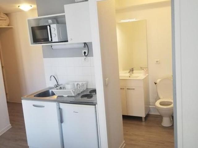Appartement 1 pièce, 24 m² à louer à Saint Étienne 42000