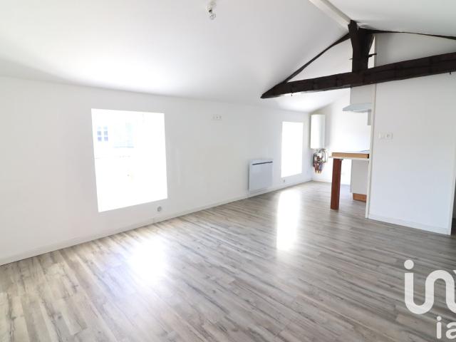 Appartement 1 pièce, 24 m² à louer à Secondigny 79130