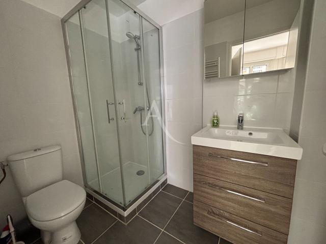Appartement 1 pièce, 25 m² à louer à Nice 06000